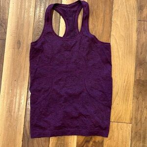 People lululemon tank size 8 racerback swiftly tech